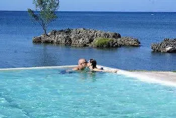 Rhodes Beach Resort Negril Orange Bay Jamaica